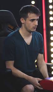 Toutes les icônes de l'univers nintendo se retrouvent pour se bastonner sur switch ! Glutonny Liquipedia Smash Wiki