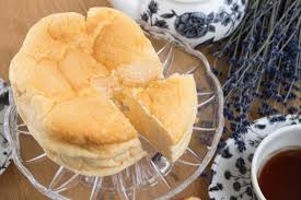 Nun den kuchen vorsichtig mit einem teller stürzen, die backformunterseite vorsichtig lösen. Japanischer Kuchen Klassiker Mit Nur 3 Zutaten