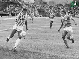 Nacional vs millonarios, bogotá (bogotá, colombia). Club Atletico Nacional Oficial A30anosdelaprimera Un Dia Como Hoy En 1989 Iniciamos Nuestro Camino Libertador Con Un Empate 1 1 En El Campin Contra Millonarios El Gol Verdolaga Vino De