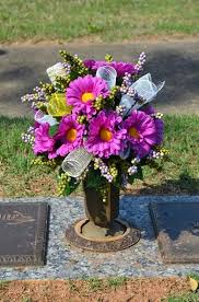 Sympathy silks has been offering some of the best fake flowers for graveside. Floral Cemetery Arrangements For Vases Memorial Flowers Cemetery Flowers Funeral Flower Arrangements