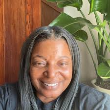 Yolanda Pitts (@YogiPitts) • Facebook