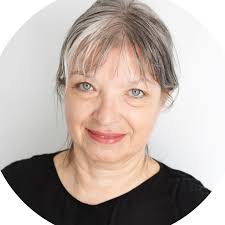 Genevieve Beltran's Instagram, Twitter & Facebook