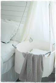 Brent Zijn Wieg Mooie Herinnering 3 Voelt Zo Lang Geleden Kon Er Uren In Turen Modern Baby Room Baby Girl Room Baby Room Furniture