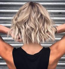 And, it's no secret that this type of bob haircut is definitely one of the chicest, most timeless. Choppy Cut 45 Charmante Beispiele Wie Sie Den Neuen Frisurentrend 2021 Tragen Konnen