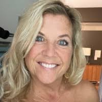 Catie Herr's Instagram, Twitter & Facebook