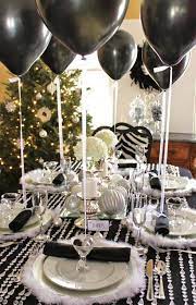 Alors pourquoi ne pas joindre l'utile à l'agréable. 5 Idees Deco Faciles Pour La Table Du Jour De L An