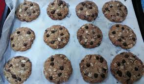 Diet ala iu bisa dikatakan ekstrem dalam segala hal, mulai dari menu, efeknya bagi tubuh, hingga penurunan berat badan yang dihasilkannya. Cara Buat Oat Cookies Yang Paling Mudah Sesuai Untuk Diet