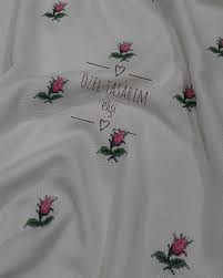 Servis Masaortusu Salontakimi Kanavice Yatak Odasi Kanavice Mutfak Masa In 2020 Palestinian Embroidery Cross Stitch Cross Stitch Rose