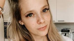 Anne wünsche will keine weiteren kinder / foto: Anne Wunsche Instagram Follower Statistik Maulkorb Von Anne Wunsche Jetzt Spricht Endlich Oli Let Us Help You Understand Your Followers Better Roxyw Caret