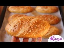 Ghazal Channel الخبز المسلوق او خبز بريتزل الالماني مقرمش ورطب مع كل اسراره Youtube Food Food And Drink I Foods