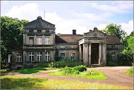Mansion A Photo From Wielkopolskie West Trekearth Old Abandoned Buildings Mansions Abandoned Houses