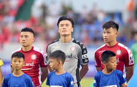 Hiện tại, tphcm là một trong những nơi có thể là điểm nguyện vọng của bùi tiến dũng đã được clb hà nội chấp thuận. Bui Tiáº¿n DÅ©ng Noi Gi Sau Láº§n Ä'áº§u Báº¯t Chinh áº¥n TÆ°á»£ng á»Ÿ V League 2020 Bong Ä'a Vietnam Vietnamplus
