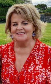 Jackie Tully's Instagram, Twitter & Facebook