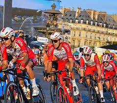 A total of 176 riders from 22 teams participated in the race. Tour De France Es Letour Es Twitter