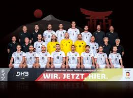 Das teilte der 36 jahre alte schweizer, der 2008 in peking gold im doppel an der. Handball Olympia 2021 Spielplan Tv Kader Ergebnisse