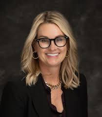 Julie Beswick's Instagram, Twitter & Facebook