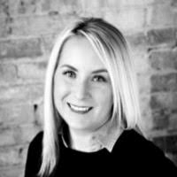 Liz Angus's Instagram, Twitter & Facebook