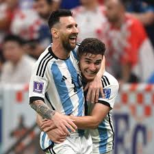 Dani Rodas (@RodasDanii)