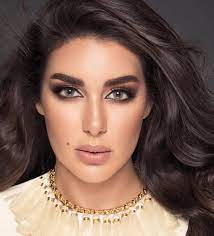 كرامل من عدسات لنس مي بعيون الوجه الاعلامي لعدسات لنس مي الفنانه المميزه ياسمين صبري yasmine sabri ميك اب الفنانه نوره beautiful women faces yasmin woman face