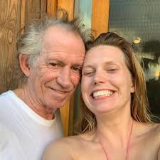 Keith, Patti, Theodora and Alexandra. o ل o000 か代