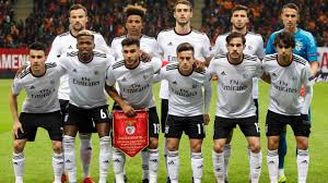 Chiquinho, david tavares, ferro, paulo bernardo, cervi, gabriel, grimaldo,. Benfica Onze Com Media De Idades Mais Baixa Liga Europa Sl Benfica