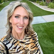 Happy “Heavenly” Birthday to the man who wrote one of the most iconic songs  about New Orleans, Louisiana LeRoux's “New Orleans Ladies”……Hoyt Garrick.  Although he wasn't a member of 'LeRoux,' he pinned