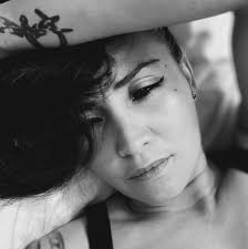 Is it recommended to drive the Road to Hana from Kihei to Manawainui Gulch  and back?