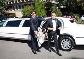 Most limo rentals are in the evening so expect to pay a higher rate for a night in a limo compared to daytime usage. Boston Wedding Limo Service Limousine Wedding Service Ma