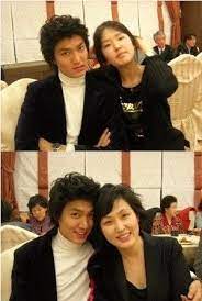 Honey eyes (kkulnunbit) and honey young boy (kkuldongja). Lee Min Ho With Mom And Sister Lee Min Ho Lee Min Lee Min Ho Family