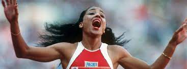 Florence griffith joyner, better known as flo jo, was the fastest woman alive. Glamourgirl Im Zwielicht Vor 20 Jahren Stirbt Us Sprintqueen Flo Jo