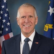 Suzanne Beasley's Instagram, Twitter & Facebook