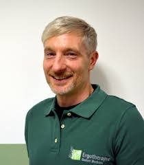 Daniel Beckers's Instagram, Twitter & Facebook