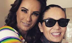 Scroll down and see the last update of consuelo duval's net worth, age, height, weight, career, relationship, family details, and more. Claro Que Ando Con Yolanda Andrade Consuelo Duval Comparte Intima Revelacion Futbol Rf