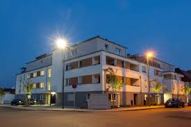 Ruhige, großzügige, sonnige wohnung, provisionsfrei 7.290421649999958 km • wohnung. Neubau Der Wohnanlage Lerchenfeldstrasse 2g Architekten