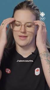 Jean-René Dufort et son équipe entament jeudi la 25e saison d'@infomantv  sur les ondes d'@icirctele ! Bon quart de siècle 🎉 📸 Photo datant de  l'automne 2000, pour la première saison d'Infoman