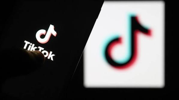 TikTok yasaklandı mı? 15 yaş altına Instagram yasağı geldi mi? Sosyal medya yasağı için tarih belli oldu! 