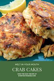 Melt In Your Mouth Crab Cakes Recipe Everyday Dishes Recipe Crab Cakes Crab Recipes Everyday Dishes