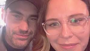 Police: Kingston man stabs wife to death before jumping off  Kingston-Rhinecliff Bridge