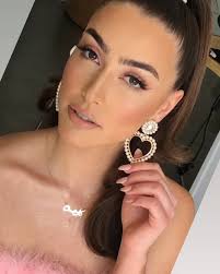 🎀CARMEN🎀 Makeup and hair by Flora. Model @carmen.qandour