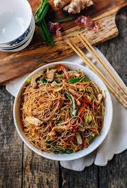 Chicken Mei Fun Chinese Home Style Recipe The Woks Of Life