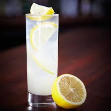 Tom Collins Klassiskt Recept Mitt Kok Recept Blue Lagoon Cocktail Drinkar
