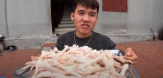 🔰 tôi thời khắc hôm nay bị trẻ trâu khinh thường thử thách làm trai bỏng ngô siêu to khổng lồ và cái kết chúng ta cùng theo dõi nhé. Con Trai Ba Tan Vlog Trá»Ÿ Láº¡i Vá»›i Mon Chan Ga NÆ°á»›ng Sá»'t Sieu Cay