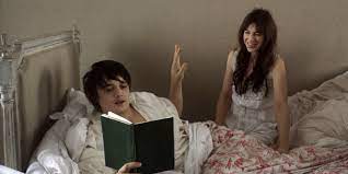 The fragility of love and loss. Monarchie Alltag Filmkritik Confession Of A Child Of The Century Mit Pete Doherty Charlotte Gainsbourg