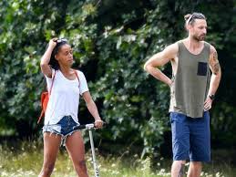 Maybe you would like to learn more about one of these? Ola Szwed Z Partnerem I Synkiem W Parku Zdjecia