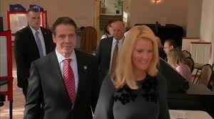 Proposing to kerry kennedy was a big step for andrew cuomo, and by the time he did it, on toasts were the best part of a wedding, the more irreverent the better. New York Gov Andrew Cuomo And Food Network Star Sandra Lee Splitting After 14 Years Together Abc7 New York