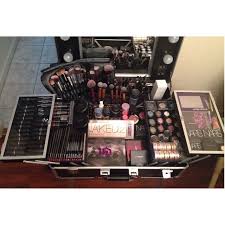 X Large Makeup Train Case With Lights Nyx Professional Makeup Makeup Artist Training Makeup Artist Kit Professional Makeup Kit