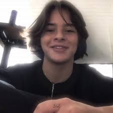 Jay Mace's Instagram, Twitter & Facebook