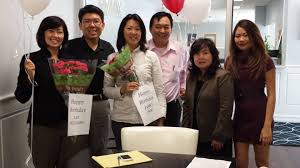 Vinh râu và lương minh trang bất ngờ ly hôn sau 4 năm chung sống 29/07/2021 09:30 tin tức sao việt, sao quốc tế, showbiz giải trí mới nhất ngày 29/7/2021 được cập nhật trên đời sống & pháp luật online. Team Nuvision Goes Out For Lunch At Kathy B Thien An Bo 7 Mon To Celebrate Linda S Lex S And Janici S Birthday Happy Bi Birthday Going Out Happy Birthday