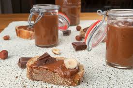 Redecouvrez Le Vrai Gout De La Pate A Tartiner Chocolat Noisette Garantie 100 Maison Et S Pate A Tartiner Chocolat Chocolat Noisette Recette Nutella Maison