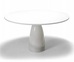 Dramatic curves sculpt a marble coffee table with novel, monumental presence. Peter Draenert 13 Vintage Design Items